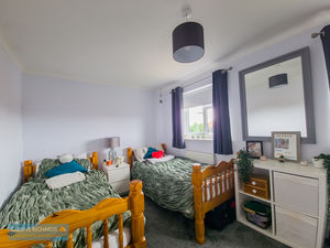 Bedroom- click for photo gallery